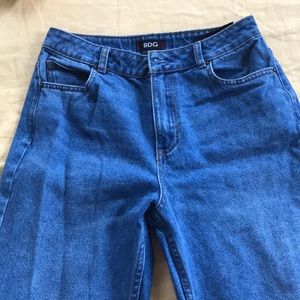 Urban Outfitters High Rise Mom Jean